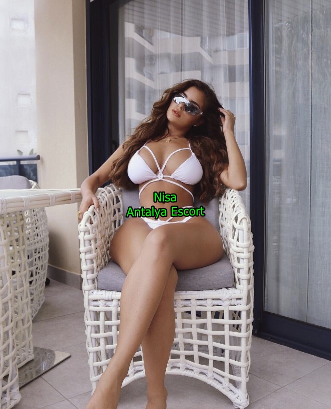 antalyaescortnisa-1 antalyaescortnisa-1 Antalya Escort Nisa Kapıda Seni Öpücüklerle Karşılarım